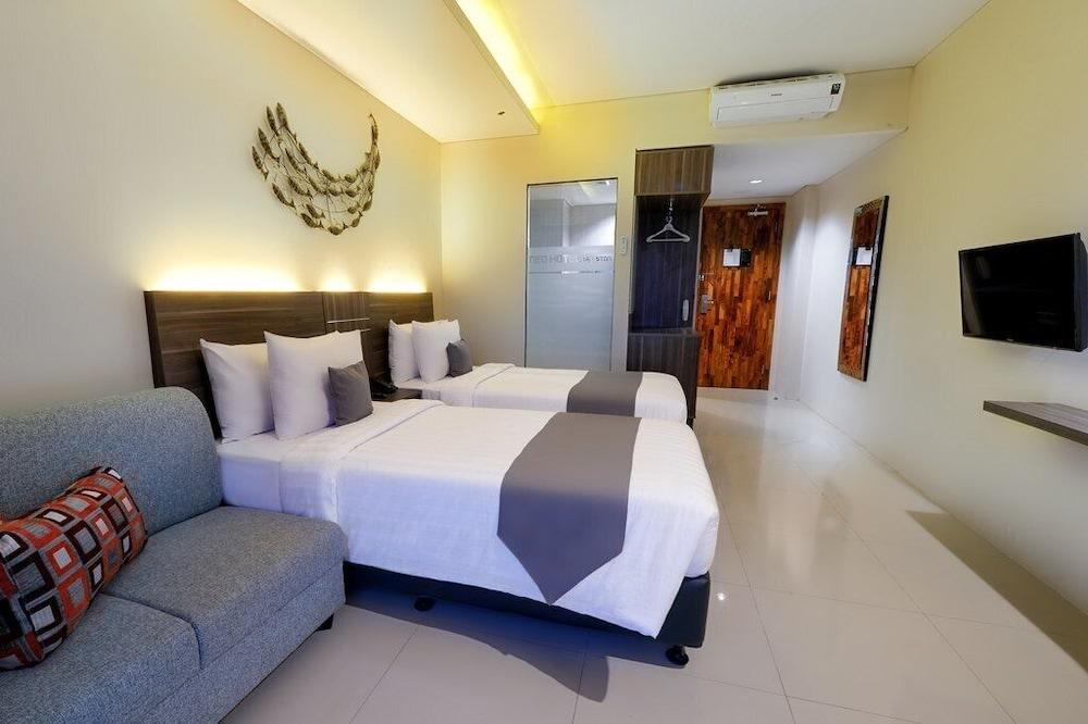 Neo Eltari Kupang By Aston Hotel Esterno foto